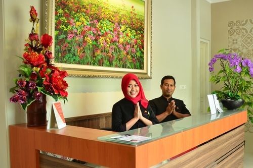 Chiaro Hotel Syariah Sidoarjo Bagian luar foto