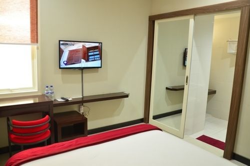 Chiaro Hotel Syariah Sidoarjo Bagian luar foto